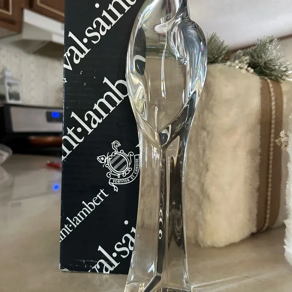 Authentic Belgian Crystal - The Virgian
